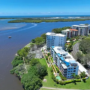https://reflections-holiday-apartments-maroochydore.hotelssunshinecoast.net